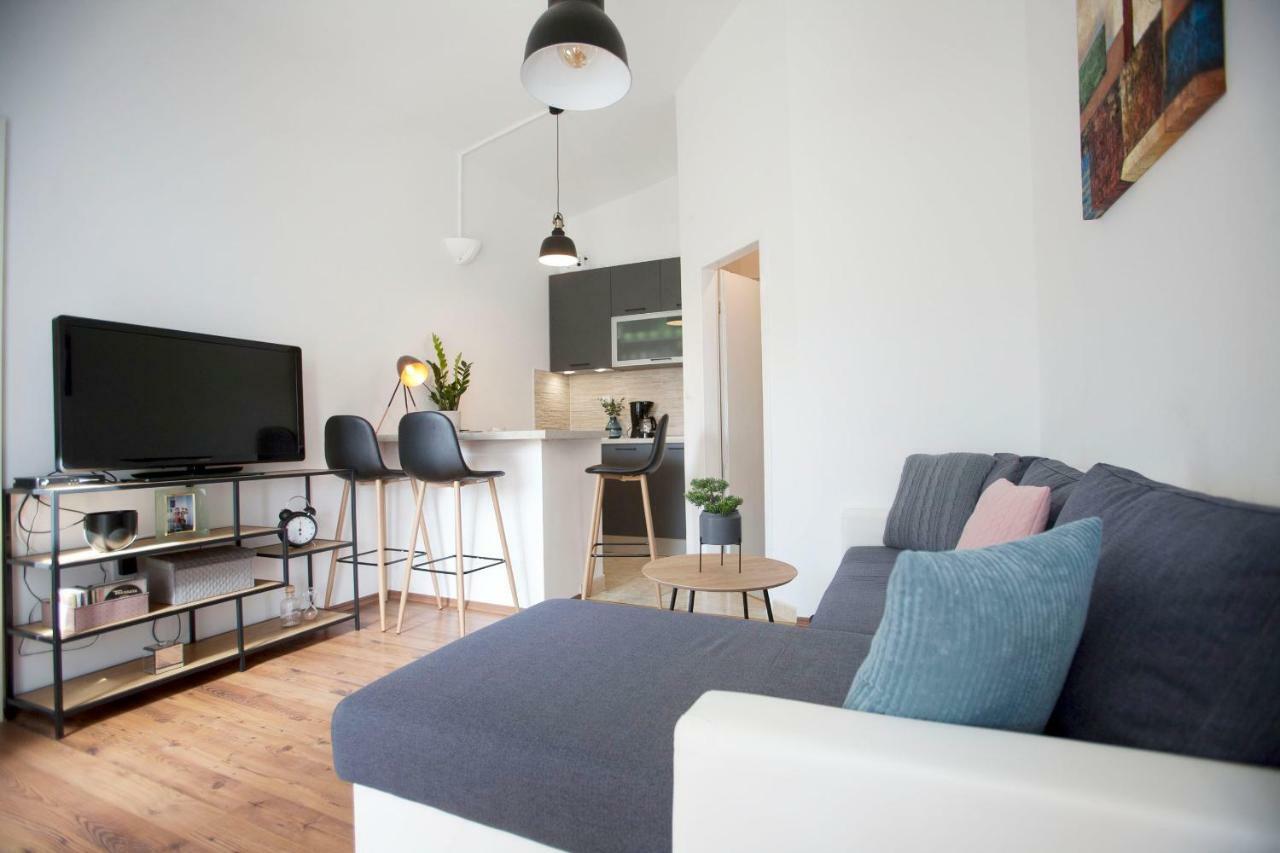 Apartment Ana Fažana エクステリア 写真