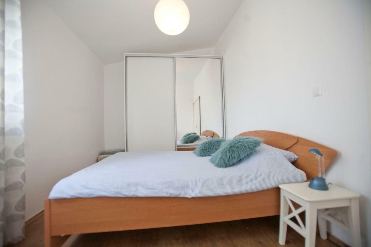 Apartment Ana Fažana エクステリア 写真