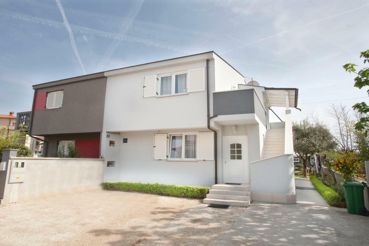Apartment Ana Fažana エクステリア 写真